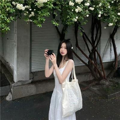 扬琴手